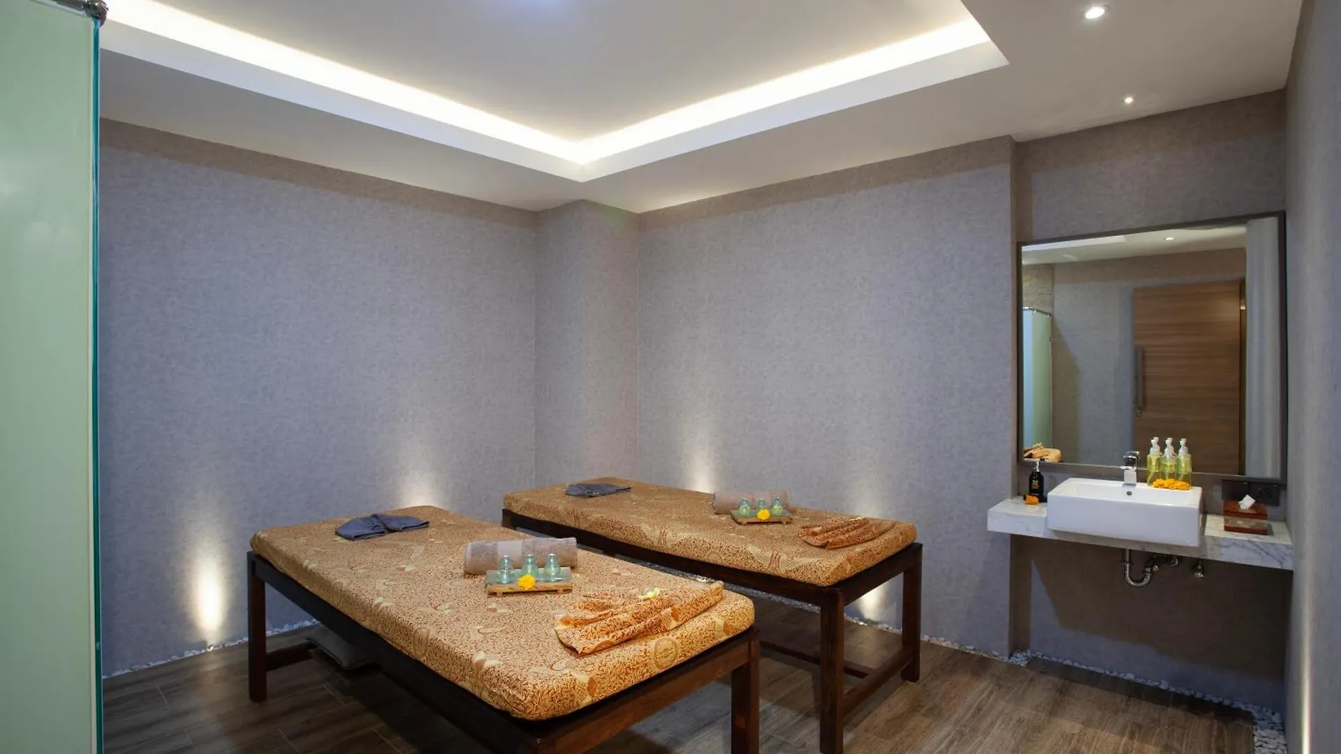 *****  Platinum Hotel Jimbaran Beach Bali Indonesia
